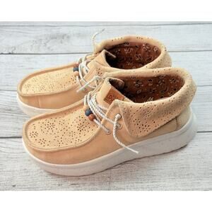 Hey Dude Women’s Wendy Peak Fold Tan Suede Laser Cut Platform Boot Size 8